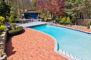 7 Stepping Stone Crescent, Dix Hills, NY 11746 - Photo 31
