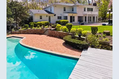 7 Stepping Stone Crescent, Dix Hills, NY 11746 - Photo 29