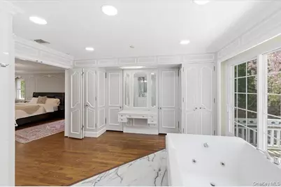 7 Stepping Stone Crescent, Dix Hills, NY 11746 - Photo 21