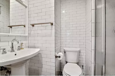 845 E Walnut Street, Long Beach, NY 11561 - Photo 15