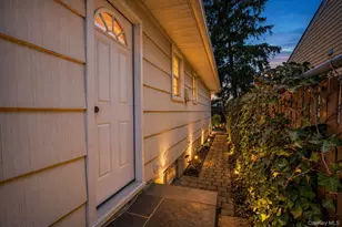 59 E Shore Dr, Massapequa, NY 11758 - Photo 29
