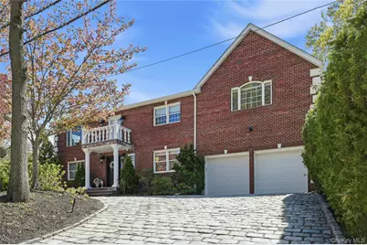1 Kissam Lane, Glen Head, NY 11545 - Photo 3