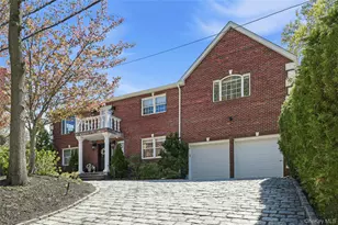 1 Kissam Ln, Glen Head, NY 11545 - Photo 3