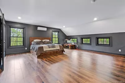 660 S Plank Road, Newburgh, NY 12550 - Photo 15