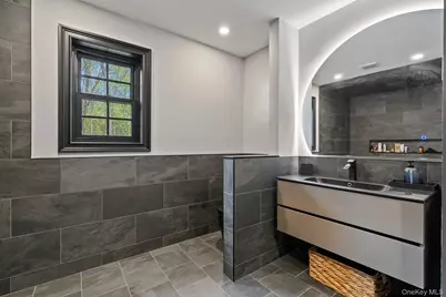660 S Plank Road, Newburgh, NY 12550 - Photo 21