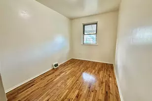 1958 Burke Ave, Bronx, NY 10469 - Photo 9