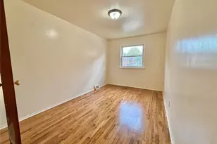 1958 Burke Ave, Bronx, NY 10469 - Photo 7