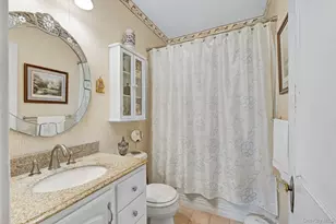43 Wintergreen Ave, Newburgh, NY 12550 - Photo 9
