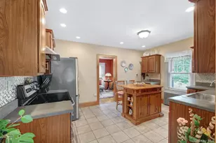 43 Wintergreen Ave, Newburgh, NY 12550 - Photo 11