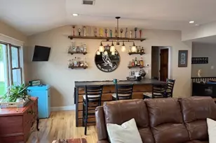 1917 Jackson Ave, West Islip, NY 11795 - Photo 15
