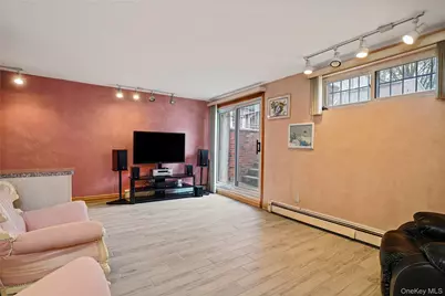 88-56 Aubrey Avenue, Glendale, NY 11385 - Photo 27