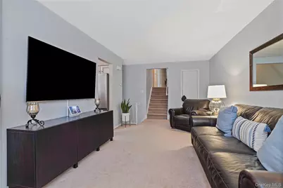 88-56 Aubrey Avenue, Glendale, NY 11385 - Photo 29