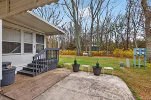 638 Fresh Pond Ave, Calverton, NY 11933 - Photo 23