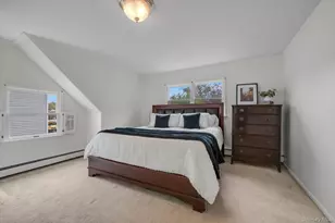 33 Poplar Pl, Port Washington, NY 11050 - Photo 19