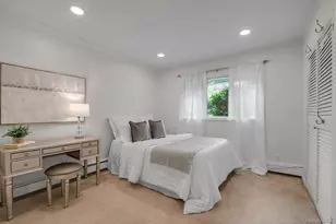 33 Poplar Pl, Port Washington, NY 11050 - Photo 15