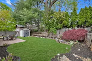 33 Poplar Pl, Port Washington, NY 11050 - Photo 23