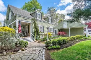 3 Duke Pl, Glen Cove, NY 11542 - Photo 33