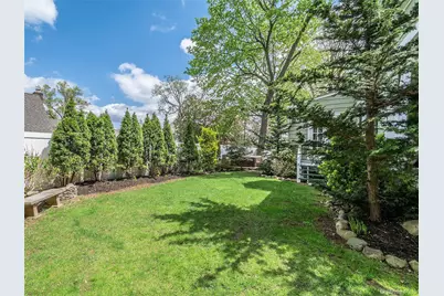 3 Duke Place, Glen Cove, NY 11542 - Photo 35