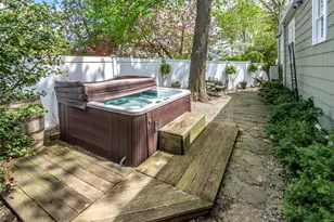 3 Duke Pl, Glen Cove, NY 11542 - Photo 37