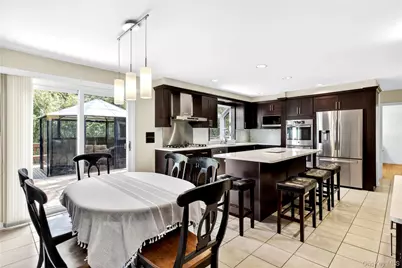 11 Bonnie Lynn Court, Roslyn, NY 11576 - Photo 11