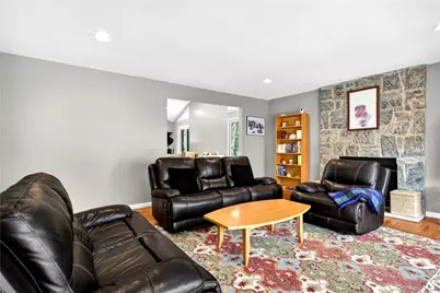 11 Bonnie Lynn Court, Roslyn, NY 11576 - Photo 7