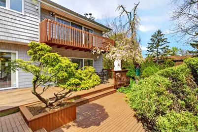 11 Bonnie Lynn Court, Roslyn, NY 11576 - Photo 23