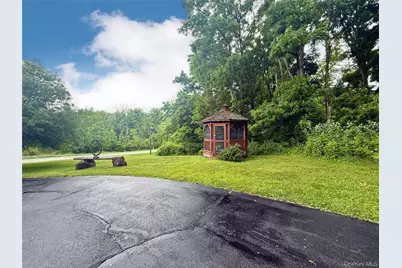 646 Oak Summit Road, Millbrook, NY 12545 - Photo 29