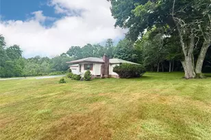 646 Oak Summit Rd, Millbrook, NY 12545 - Photo 33