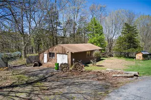 32 Cole Rd, Pleasant Valley, NY 12569 - Photo 7