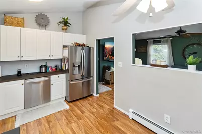 38 Corey Trail, Ridge, NY 11961 - Photo 9