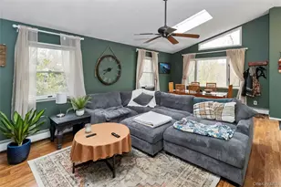 38 Corey Trl, Ridge, NY 11961 - Photo 7