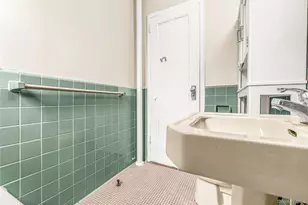 1565 Odell St, Bronx, NY 10462 - Photo 9