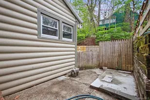 9 Wildwood Dr, Greenwood Lake, NY 10925 - Photo 35