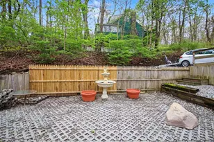 9 Wildwood Dr, Greenwood Lake, NY 10925 - Photo 11