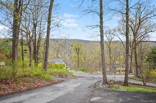 9 Wildwood Dr, Greenwood Lake, NY 10925 - Photo 7
