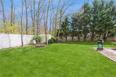 145 Bishop Lane, Holbrook, NY 11741 - Photo 23