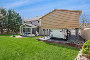 145 Bishop Ln, Holbrook, NY 11741 - Photo 21
