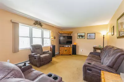 145 Bishop Lane, Holbrook, NY 11741 - Photo 9
