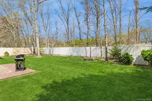 145 Bishop Ln, Holbrook, NY 11741 - Photo 19