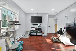 2 Vanderbilt Pkwy, Dix Hills, NY 11746 - Photo 23