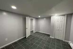2 Vanderbilt Pkwy, Dix Hills, NY 11746 - Photo 33