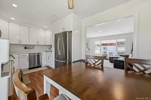 440 Cole Pl, Bethpage, NY 11714 - Photo 11