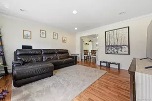 440 Cole Pl, Bethpage, NY 11714 - Photo 9