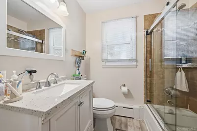 440 Cole Place, Bethpage, NY 11714 - Photo 17