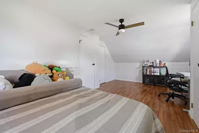 440 Cole Place, Bethpage, NY 11714 - Photo 19