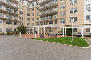 260 Beach 81st St, Rockaway Beach, NY 11693 - Photo 15