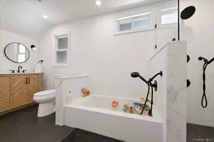 450 Linden St, West Hempstead, NY 11552 - Photo 17