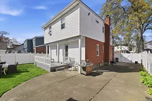 450 Linden St, West Hempstead, NY 11552 - Photo 21