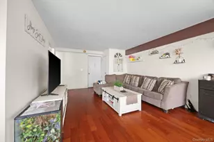 25 Lake St, White Plains, NY 10603 - Photo 3