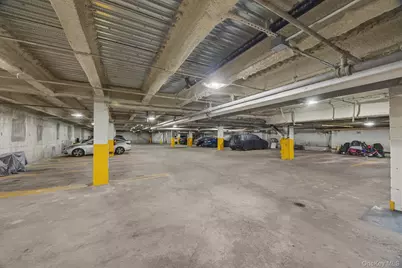 25 Lake Street #2E, White Plains, NY 10603 - Photo 23